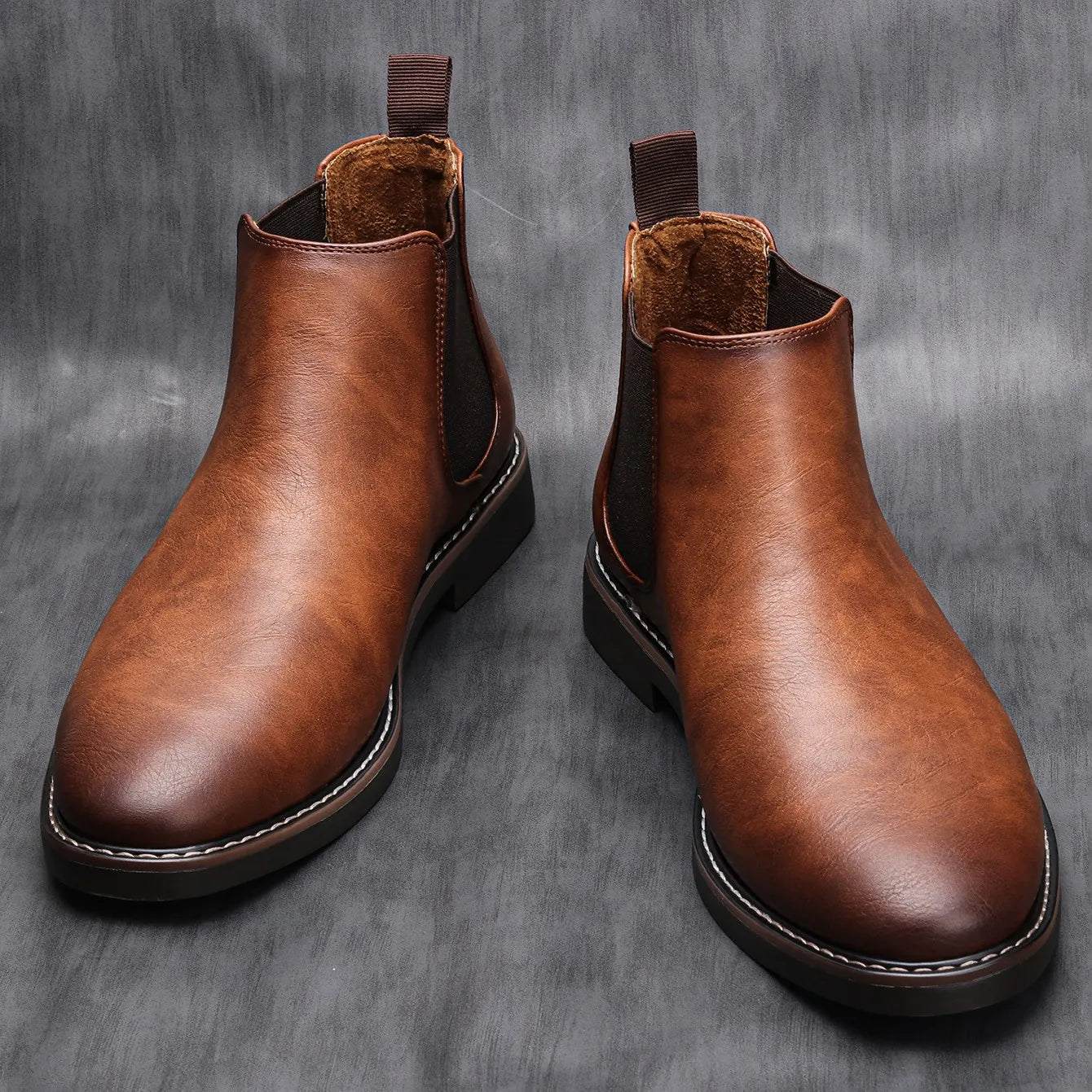Heritage Step: Classic Men's Chelsea Boots for Modern Comfort